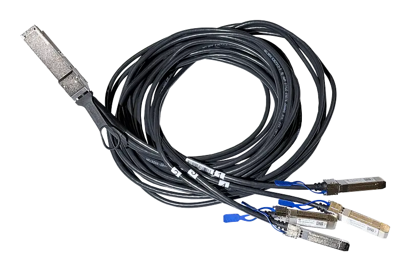 MikroTik DQ+BC0003-DS+ · SFP/QSFP