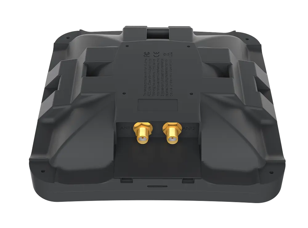 Accessory mANT LTE 5o 5dBi LTE antenna with two SMA connectors